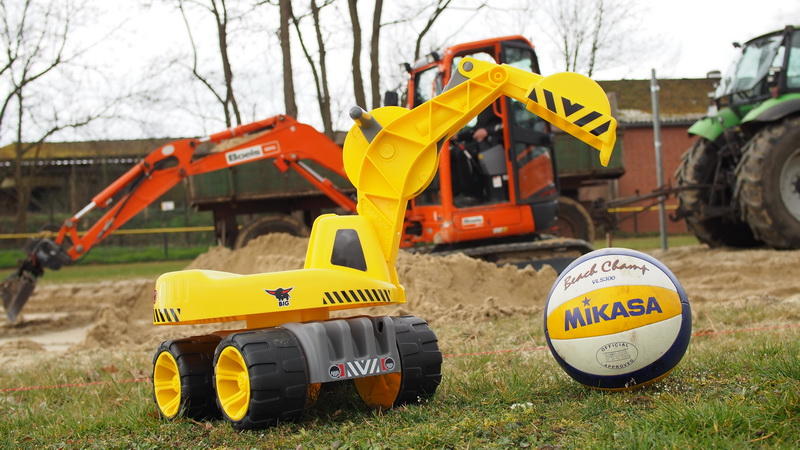 der Kleine will nur spielen